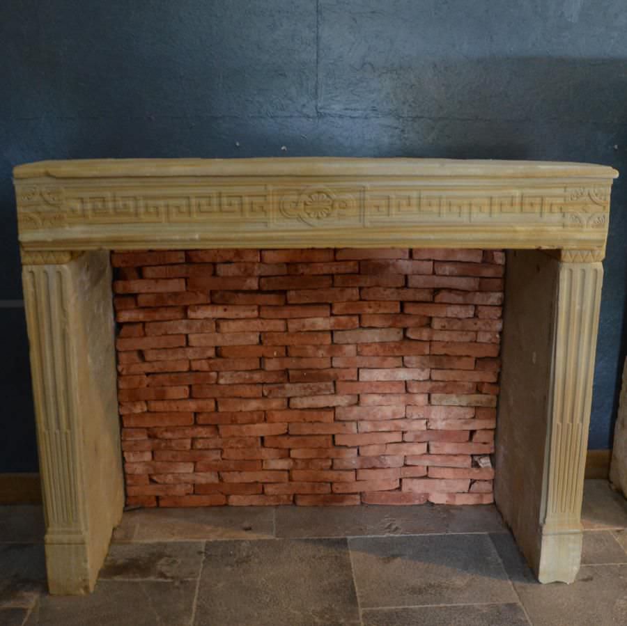 Rivestimento per camini in stile luigi xvi / in marmo / in pietra ...