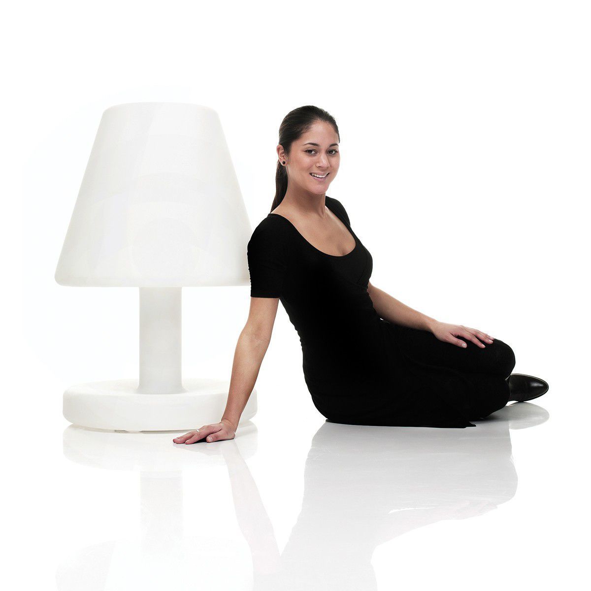 Giardino con lampadine: housedoctor catena leggera con 10 ...