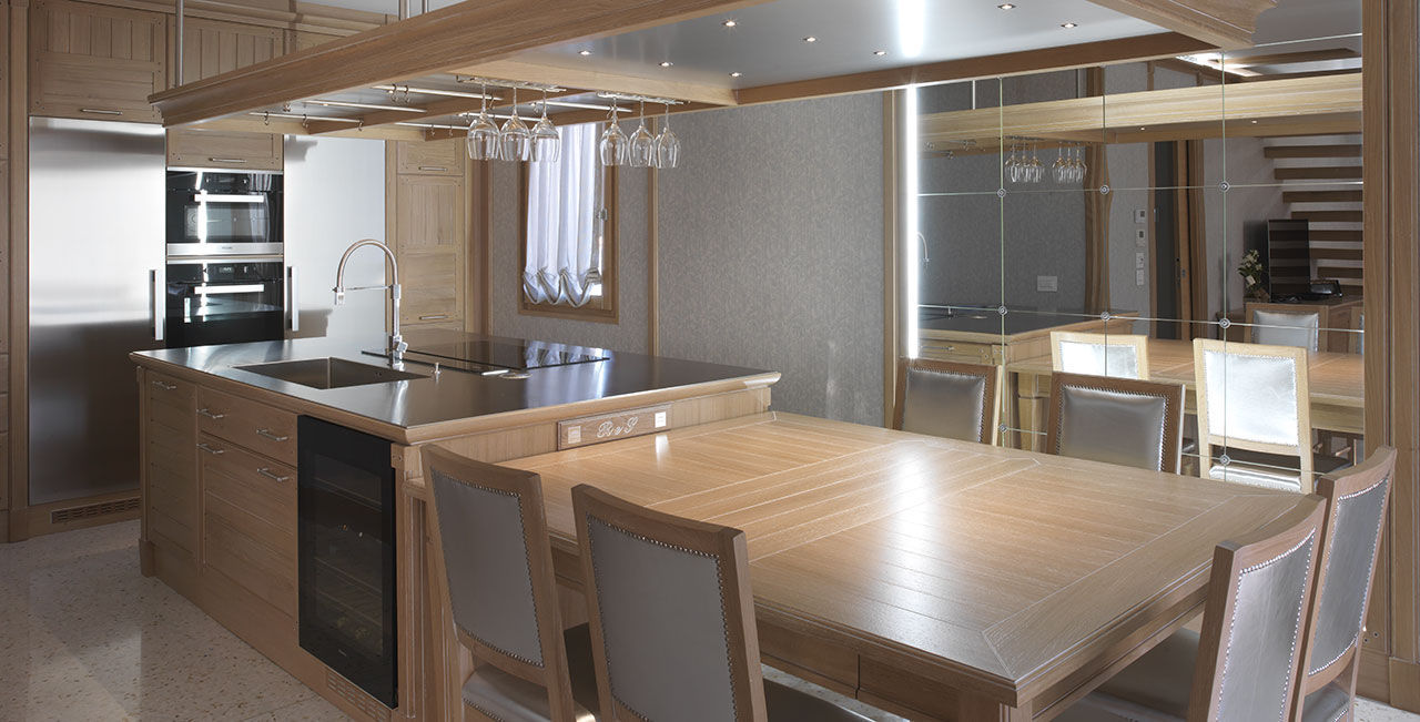 Cucina moderna / in legno massiccio / in legno laccato / in acciaio ... Cucina moderna / in legno massiccio / in legno laccato / in acciaio ...