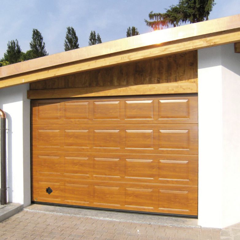 Porta sezionale per garage / in legno / in acciaio / automatica ... Portoni in legno per garage