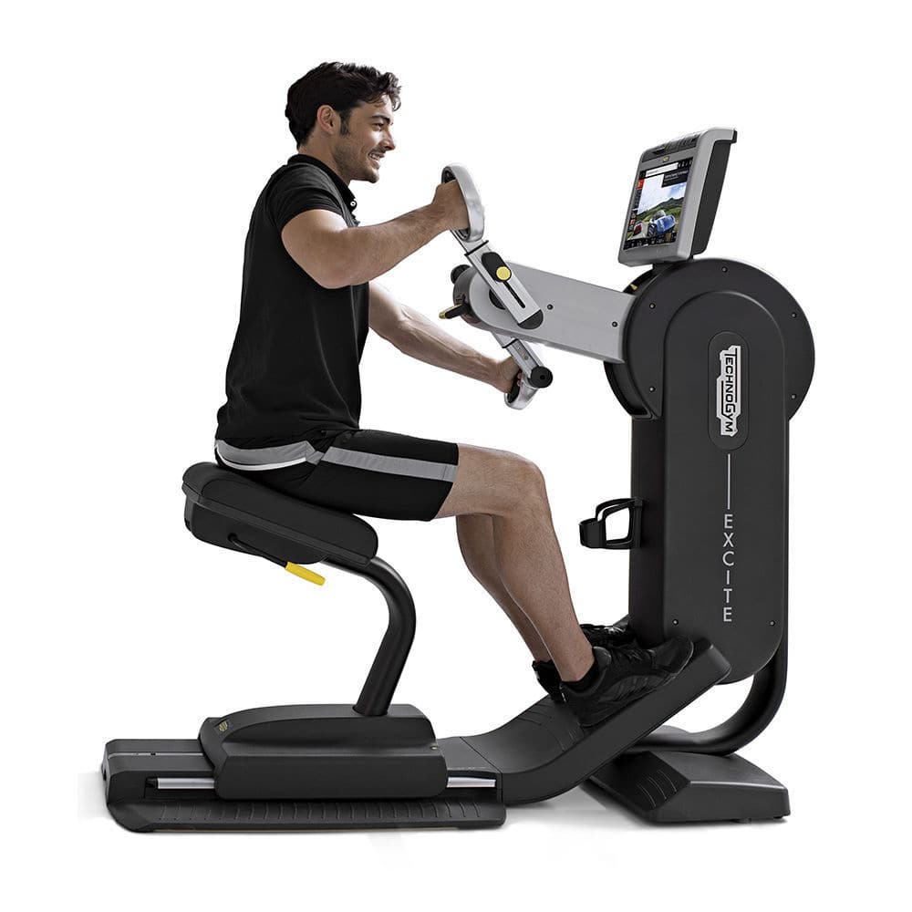 Attrezzo per cardio fitness excite® top technogym video Attrezzo palestra scale
