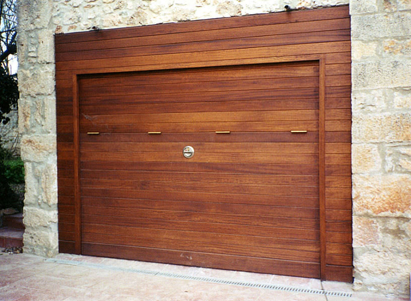 Porta basculante per garage / legno / automatica angel mir ... Porta garage basculante automatica