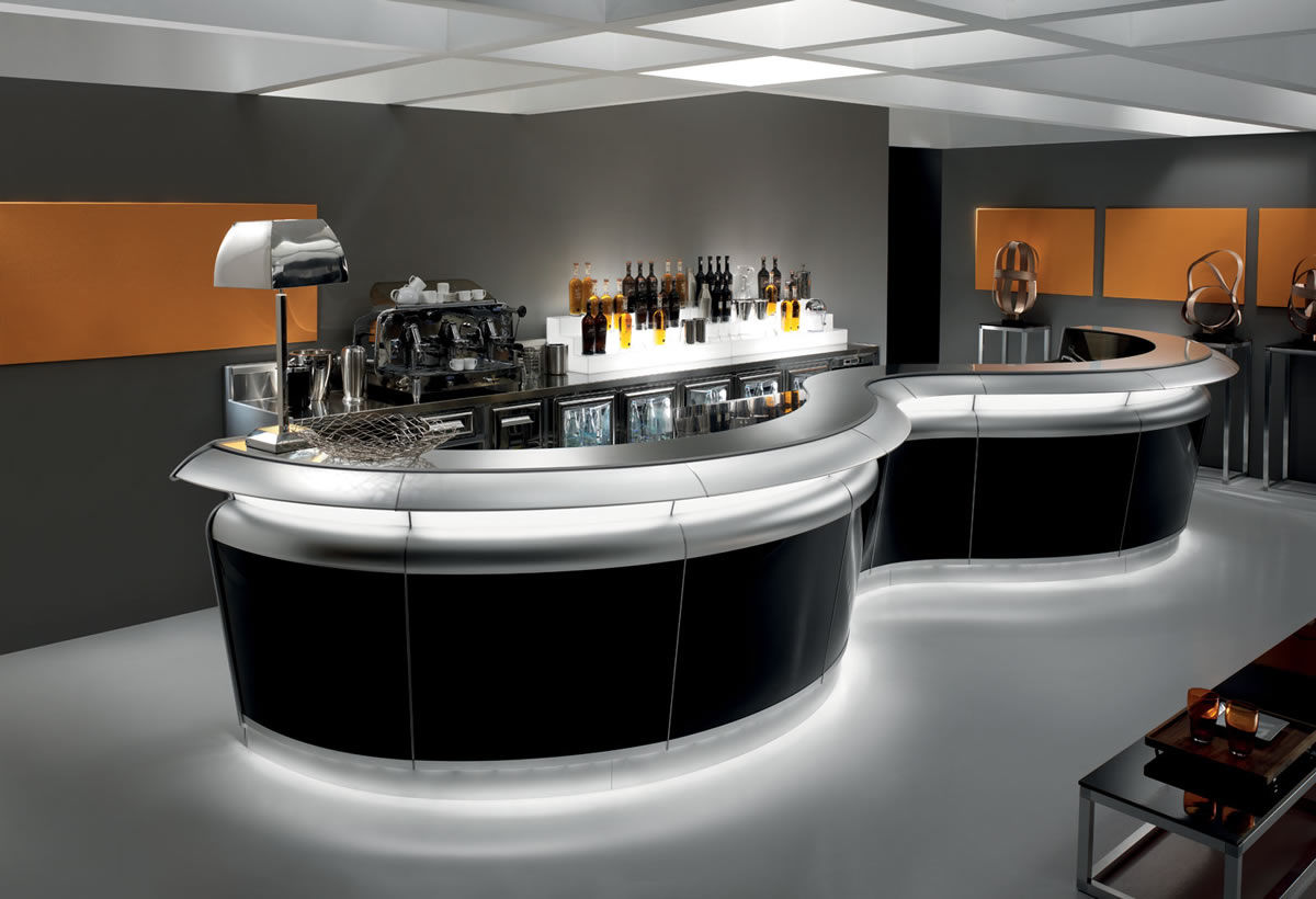 Banco reception in legno / luminoso tucano fly frigomeccanica