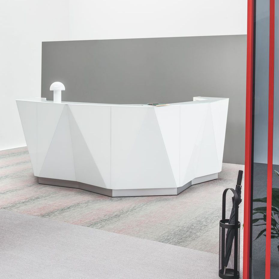 Banco reception modulare / in vetro / luminoso / per hotel alpa mdd Banco reception modulare