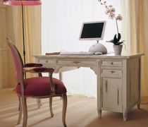 Scrivania in legno / classica