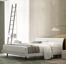 Letto matrimoniale / moderno / con testiera...