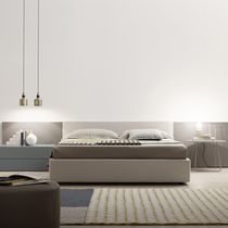 Letto matrimoniale / moderno / imbottito...