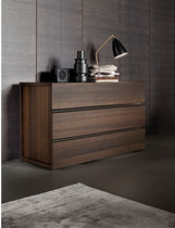 Cassettone moderno / in quercia / marrone