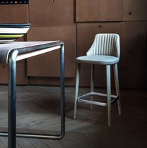 Sedia alta moderna / imbottita / in legno...