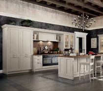 Cucina classica / in legno / in quarzo composito...