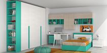 Armadio moderno / in legno / con ante battenti...
