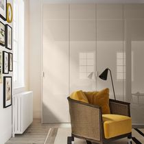 Armadio moderno / in legno laccato / con...