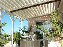 Pergola addossata / in alluminio / a lamelle...