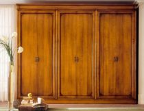 armadio classico A52/6 PREGNO