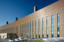 rivestimento di facciata metallico in zinco-rame-titanio NORDIC BRASS  Aurubis