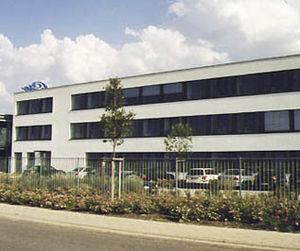 edificio prefabbricato / per uso industriale / per stoccaggio / per edifici pubblici