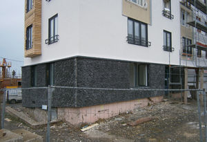 sistema di fissaggio metallo / per rivestimento di facciata