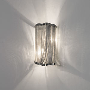 applique moderna / in metallo / LED / alogena