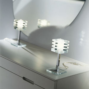 lampada da tavolo / moderna / in metallo cromato / in vetro