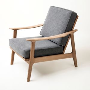 poltrona design scandinavo / in tessuto / in quercia / in legno massiccio