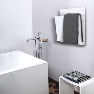 radiatore scaldasalviette ad acqua calda / elettrico / accumulatori / in metallo