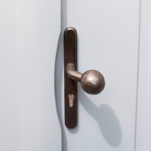 maniglia per porta / in metallo / in ferro / classica