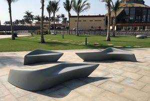 panca pubblica / design originale / in calcestruzzo / con schienale