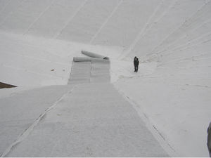 geocomposito di protezione / di drenaggio / in polipropilene / per discariche
