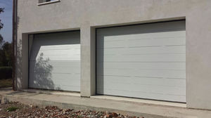 porta da garage sezionale / metallo / in schiuma di poliuretano / automatica