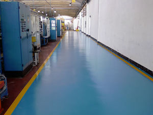 pavimento in resina / industriale / liscio / aspetto cemento colorato