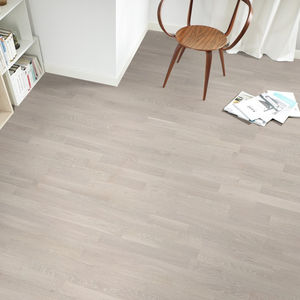 parquet multistrato / da incollare / flottante / in quercia