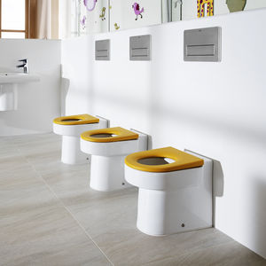 WC da appoggio / in porcellana / con sciacquone ad incastro / per bambini