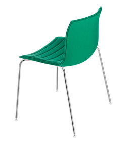 sedia moderna / in legno / in pelle / in polipropilene