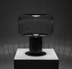 lampada da tavolo / moderna / in metallo / in marmo