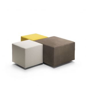 pouf moderno / in tessuto / in pelle / quadrato