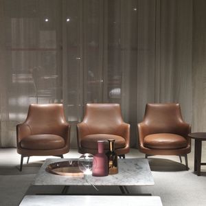 poltrona moderna / in tessuto / in pelle / in legno massiccio