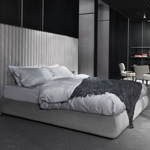 letto flottante / matrimoniale / moderno / imbottito
