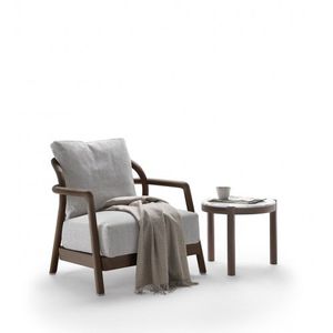 poltrona design scandinavo / in tessuto / in pelle / in legno