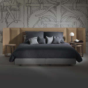 letto matrimoniale / standard / moderno / in tessuto