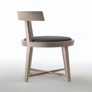 sedia moderna / con rivestimento rimovibile / in tessuto / in legno massiccio