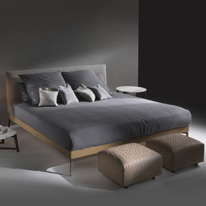 letto matrimoniale / standard / moderno / in pelle