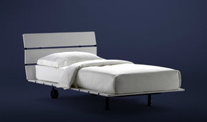 letto singolo / moderno / in legno laccato / in noce