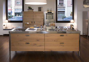 cucina moderna / in acciaio inox / in legno / con isola