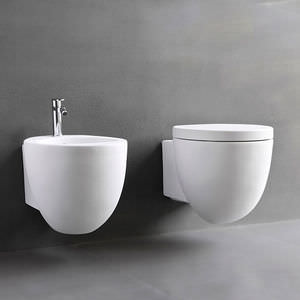 WC sospeso / in ceramica