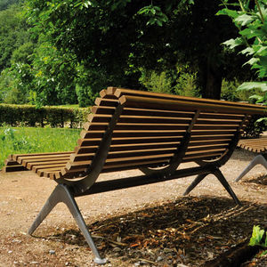 panca da giardino / moderna / in metallo / in legno