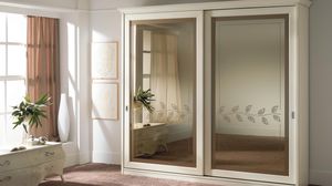 armadio classico / in legno laccato / a porte scorrevoli / a specchio