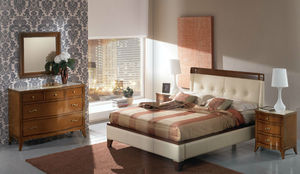 comodino / classico / in legno laccato / da interno