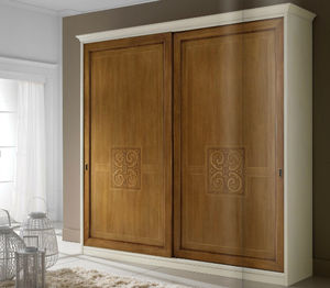 armadio classico / in legno / in legno laccato / a porte scorrevoli