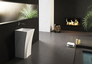 lavabo da terra / rettangolare / in ceramica / design originale
