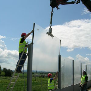 barriera antirumore con pannelli modulari / in policarbonato / per strade